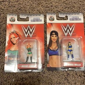 Nikki Bella & Becky Lynch Nano Metalfigs
